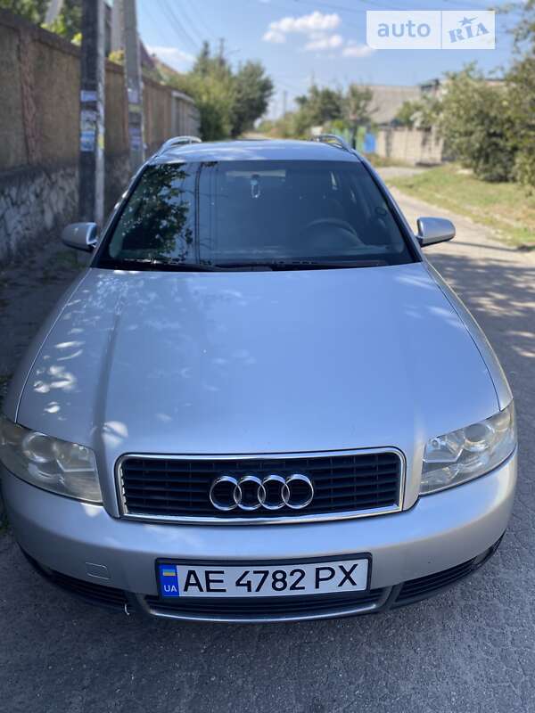 Audi A4 avant (2003)