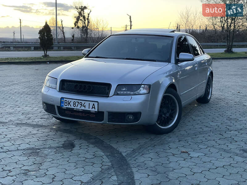 Audi A4 (2004)