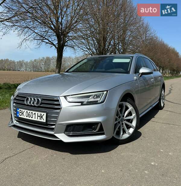 Audi A4 (2017)