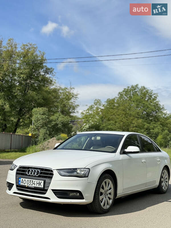 Audi A4 (2011)