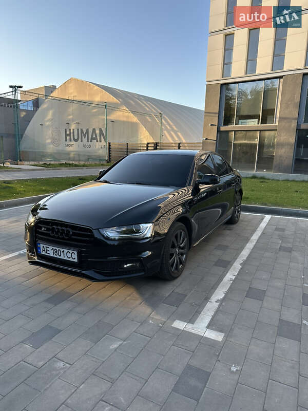 Audi A4 (2014)