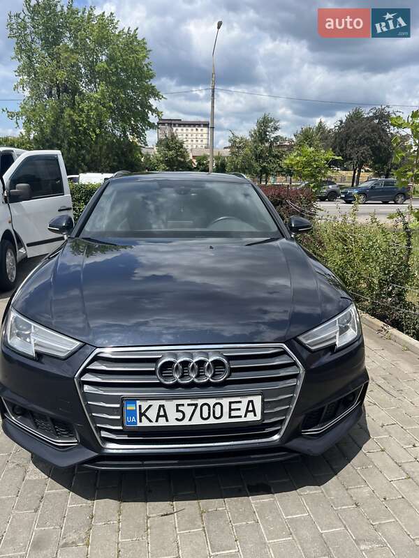 Audi A4 (2017)