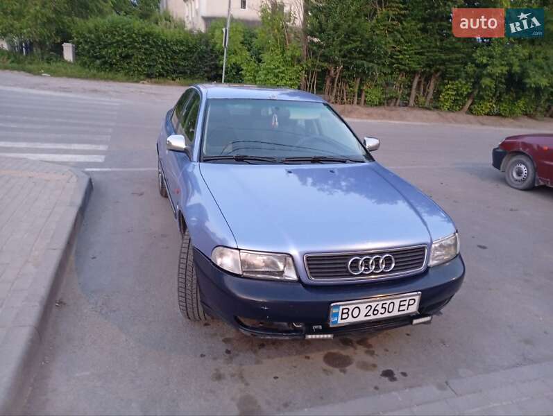 Audi A4 (1996)