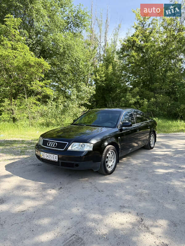 Audi A6 (2000)