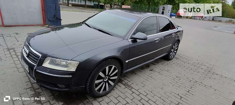 Audi A8 (2003)