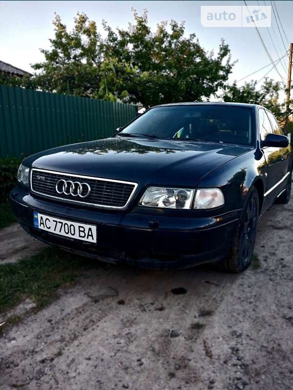 Audi A8 (2001)