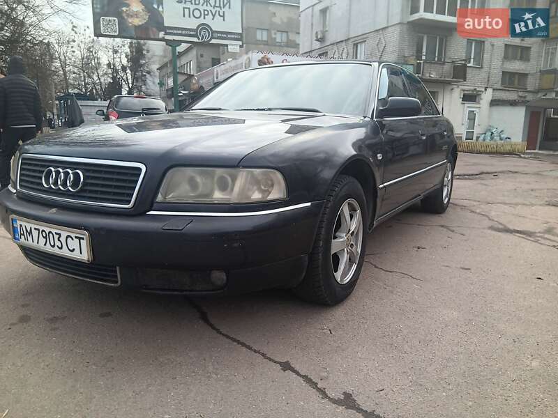 Audi A8 (1999)