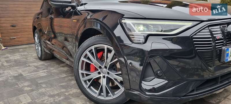 Audi E-tron (2019)