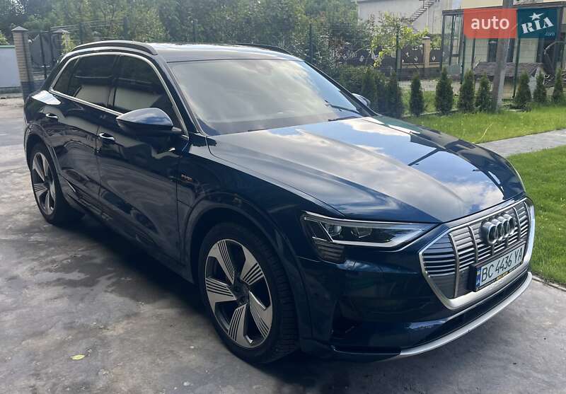 Audi E-tron (2018)