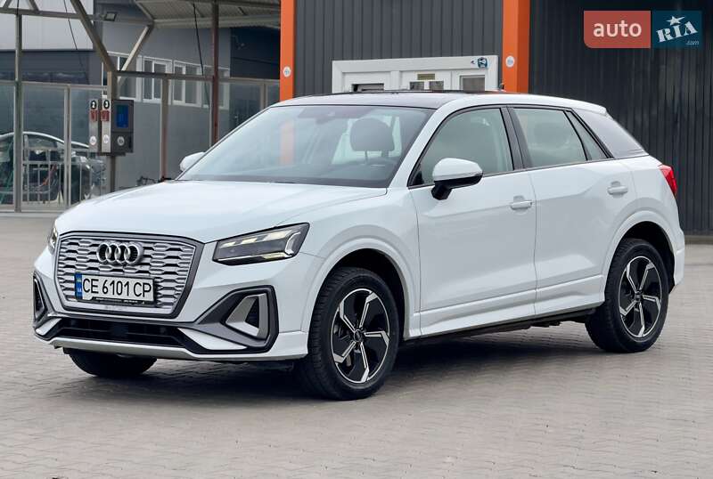 Audi Q2l e-tron (2022)