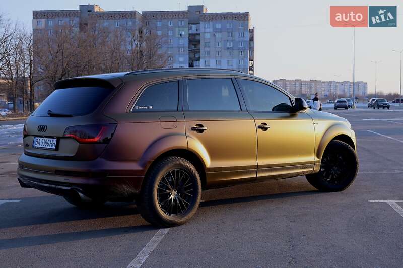 Audi Q7 (2012)