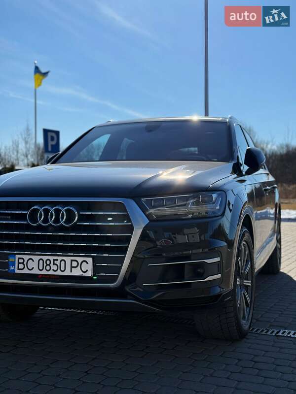 Audi Q7 (2016)