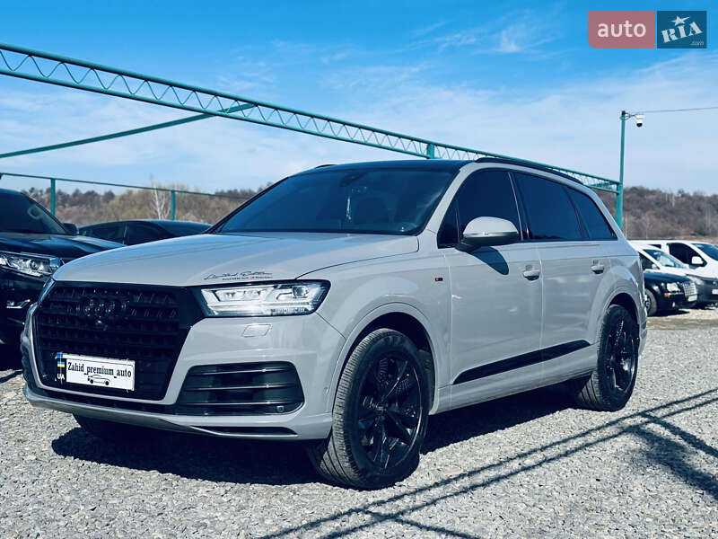 Audi Q7 (2016)