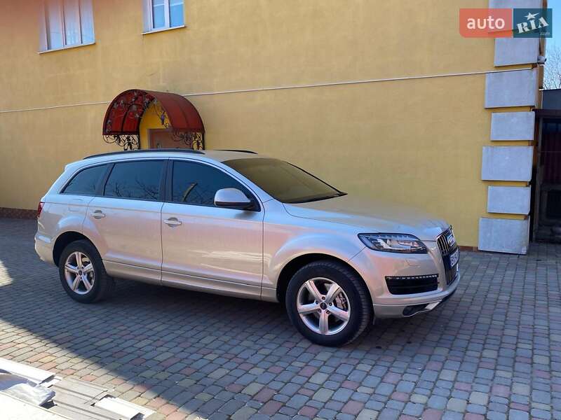 Audi Q7 (2010)