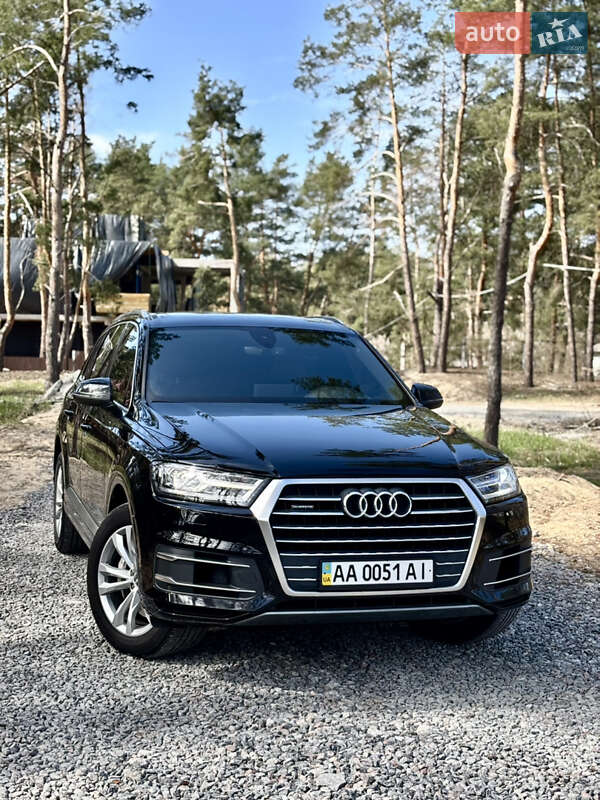 Audi Q7 (2016)