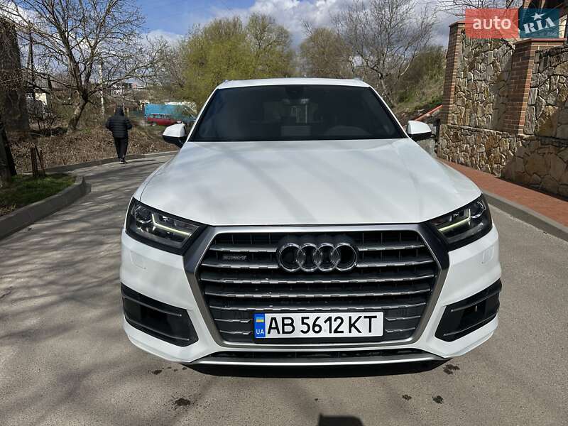 Audi Q7 (2016)