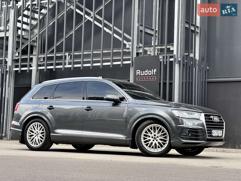 Audi Q7 (2015)