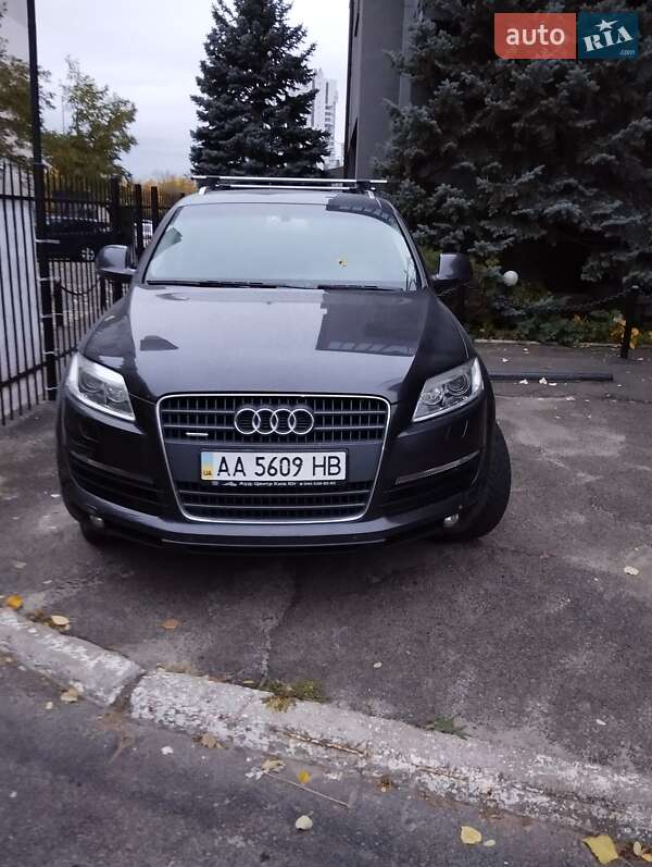 Audi Q7 (2007)