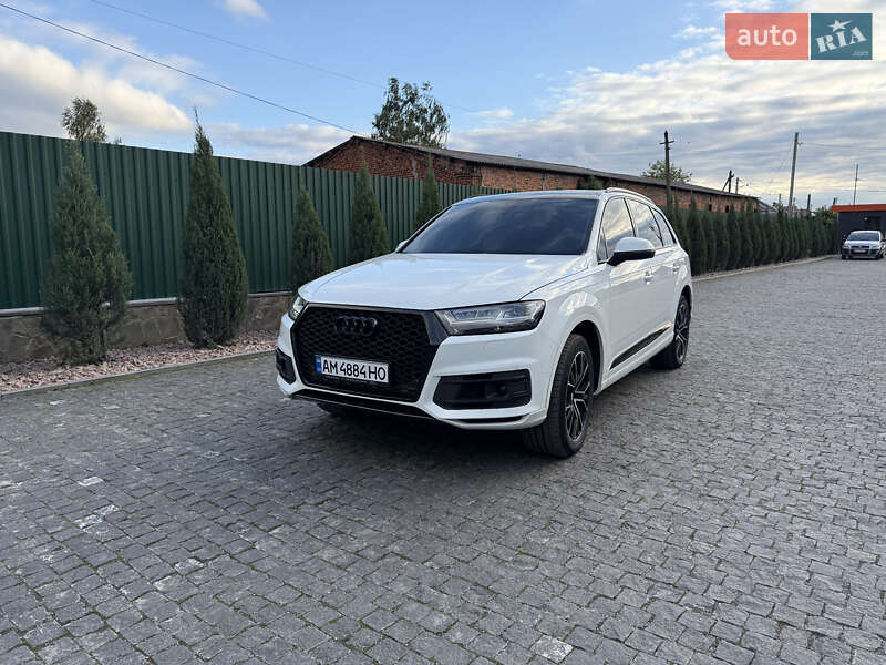 Audi Q7 (2016)