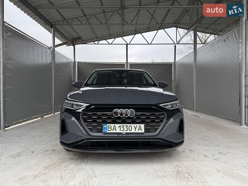 Audi Q8 e-tron (2023)
