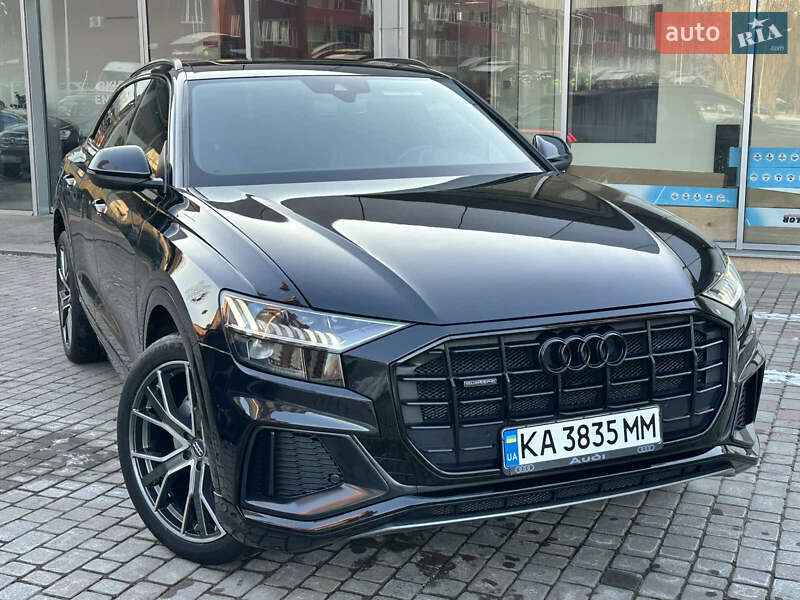 Audi Q8 (2018)