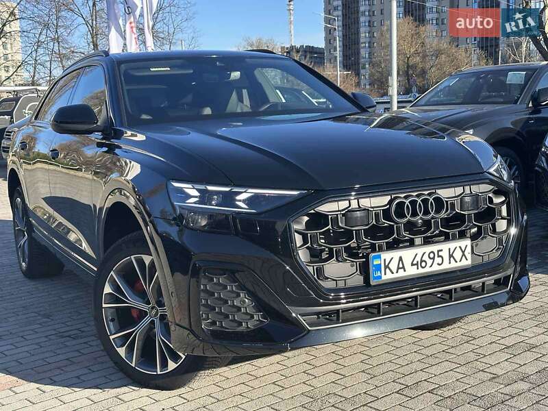 Audi Q8 (2023)