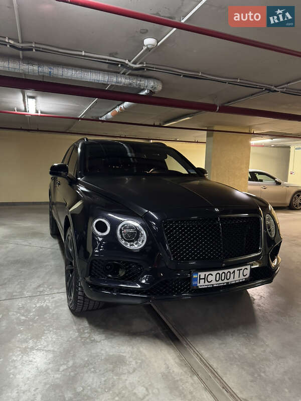 Bentley Bentayga (2016)