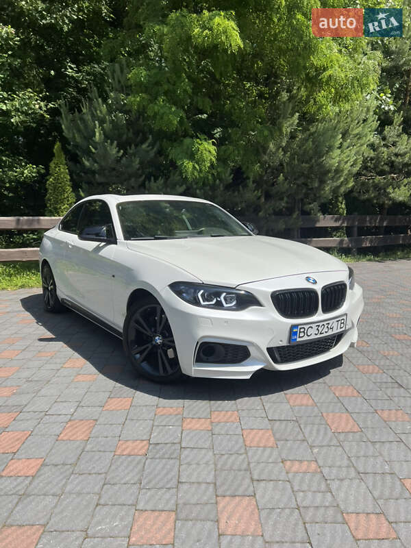 Bmw 2 series (2015)