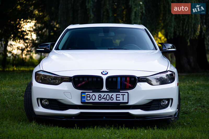 Bmw 328i xdrive (2012)