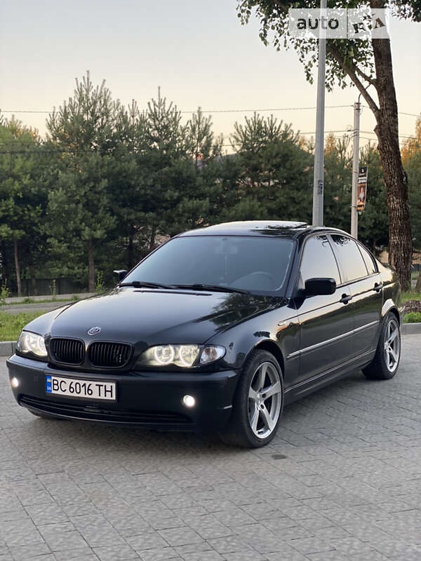 Bmw 318 (2004)