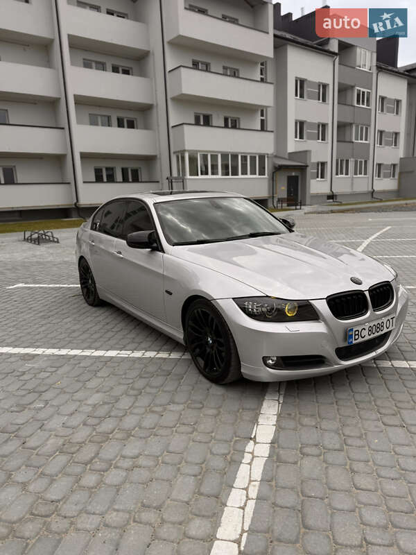 Bmw 3 series (2011)
