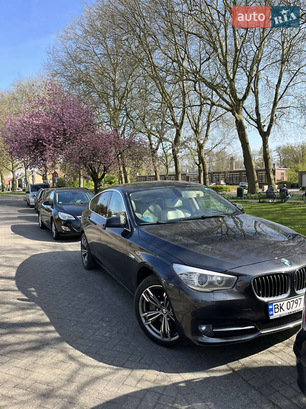 Bmw 5 series gt (2011)
