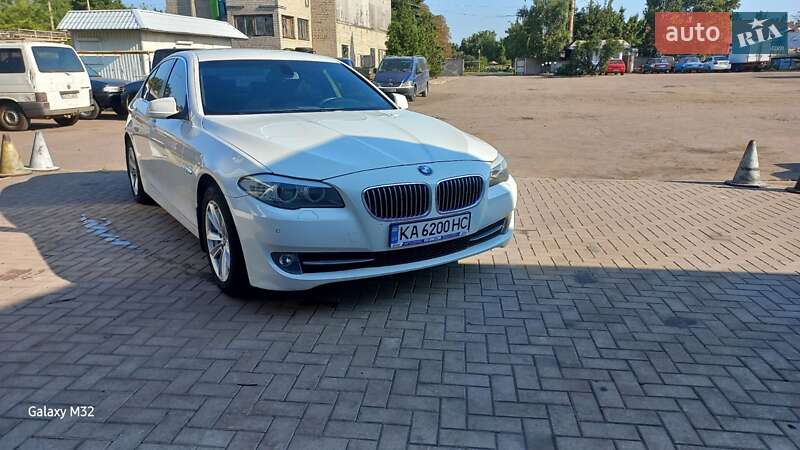 Bmw 530i (2012)