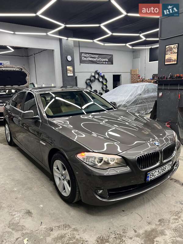 Bmw 528i (2013)