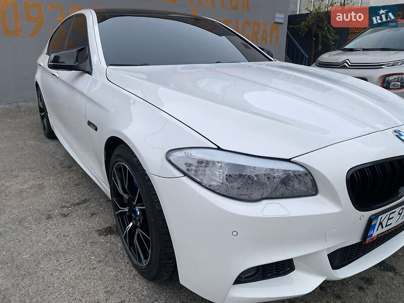 Bmw 520i (2012)