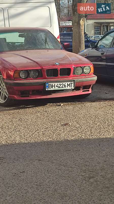 Bmw 5 series (1992)