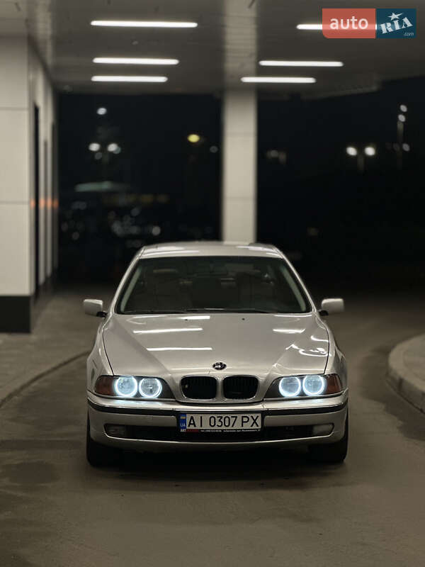 Bmw 5 series (1998)