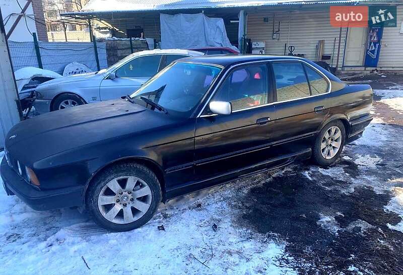 Bmw 5 series (1990)