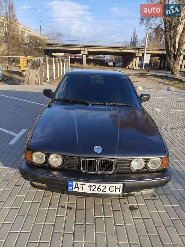 Bmw 5 series (1992)