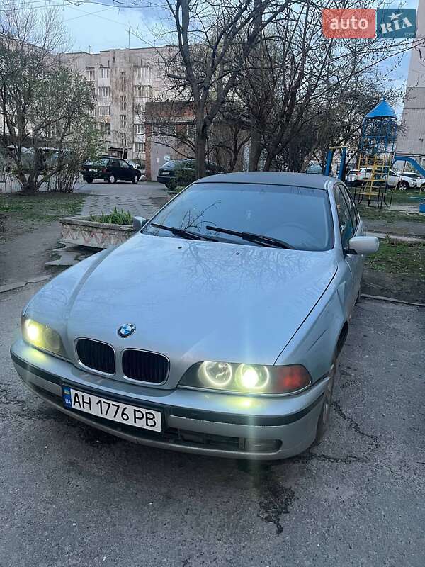 Bmw 5 series (1996)