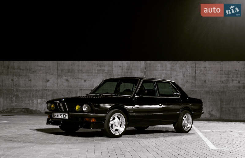 Bmw 5 series (1985)