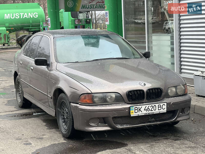 Bmw 5 series (1996)
