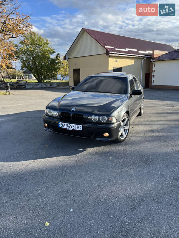 Bmw 5 series (2001)