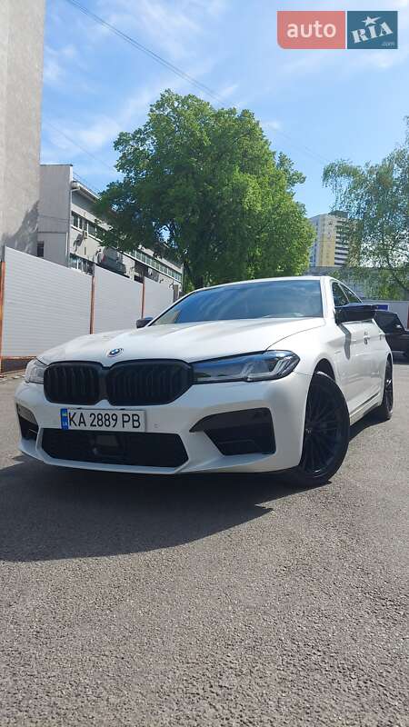 Bmw 5 series (2018)