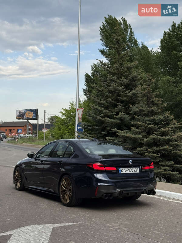 Bmw 5 series (2017)