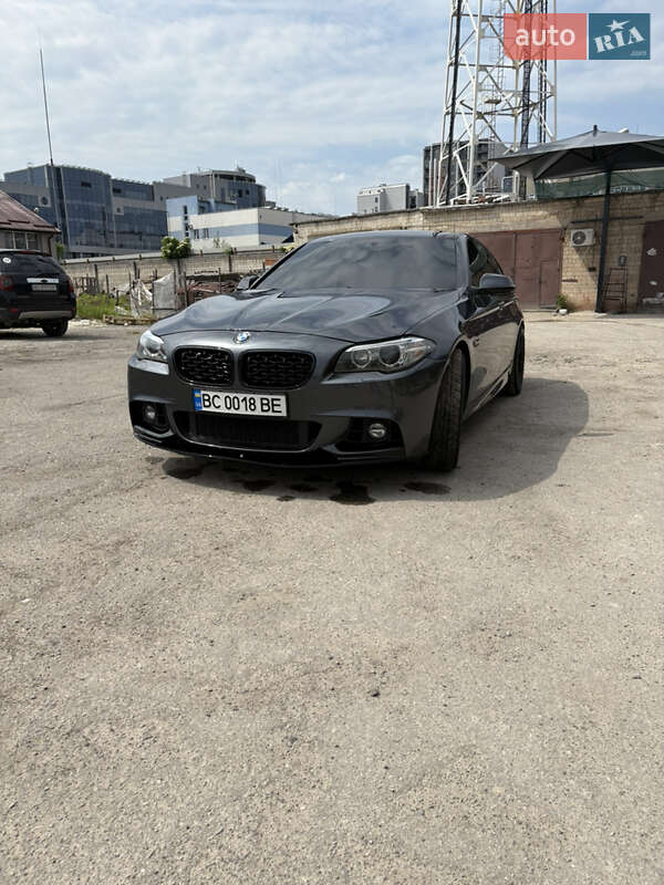 Bmw 5 series (2016)