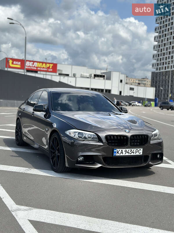 Bmw 5 series (2012)