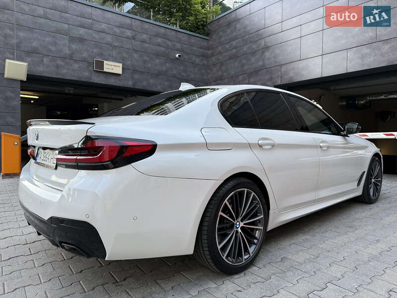 Bmw 5 series (2020)