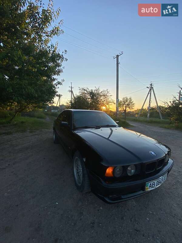 Bmw 5 series (1990)
