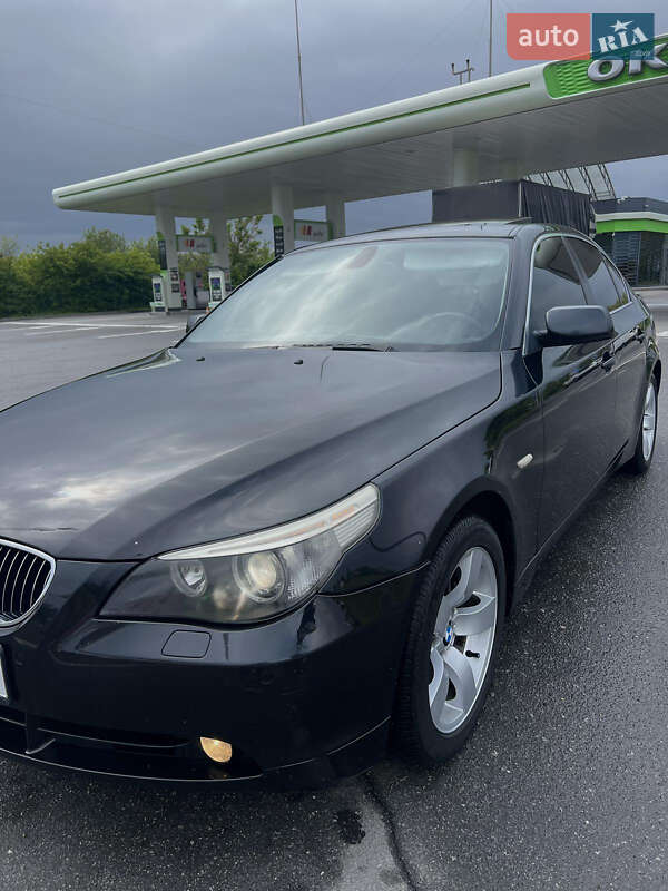 Bmw 5 series (2007)
